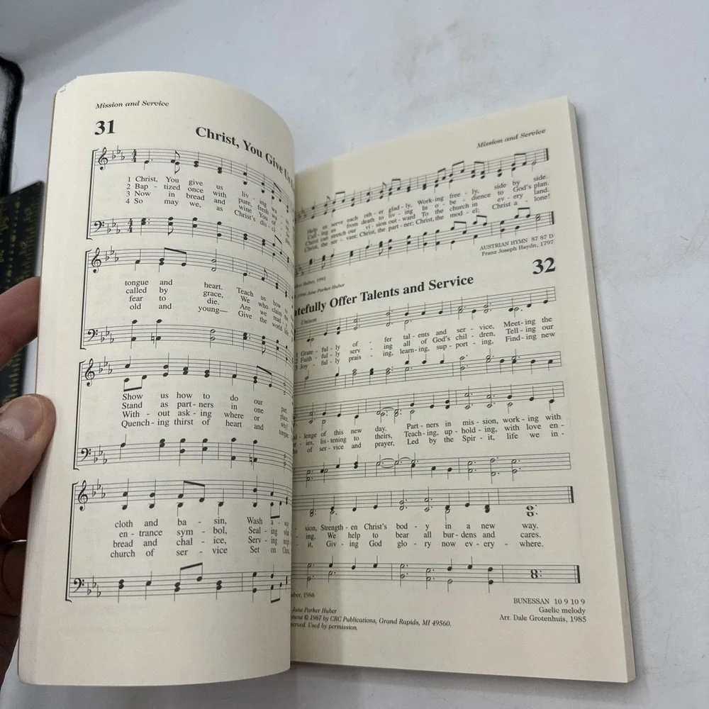 Singing in Celebration: Hymns for Special Occasions by‎ Huber, Jane Parker PB